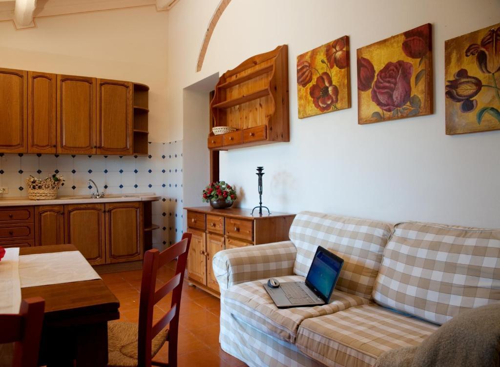Agriturismo Buon Riposo - Country Resort In The Heart Of Tuscany San Giovanni a Corazzano Phòng bức ảnh